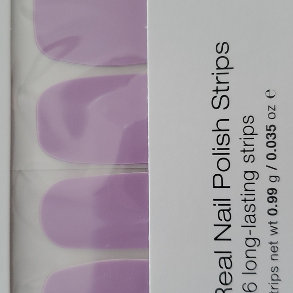 Color Street Fashion Prague-er - Picture 2 of 3